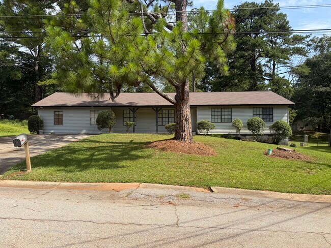 Foto del edificio - 4422 Blackbirch Ln