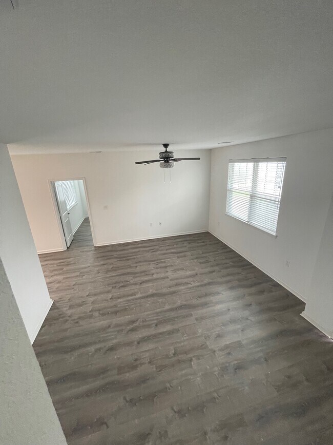 Building Photo - 4024 Trenwith Ln