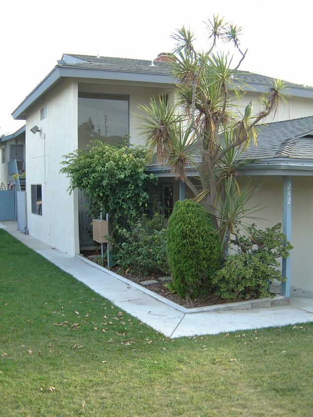 Foto principal - 1242 Agate St