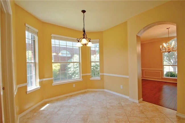 Building Photo - 8304 Novaro Dr