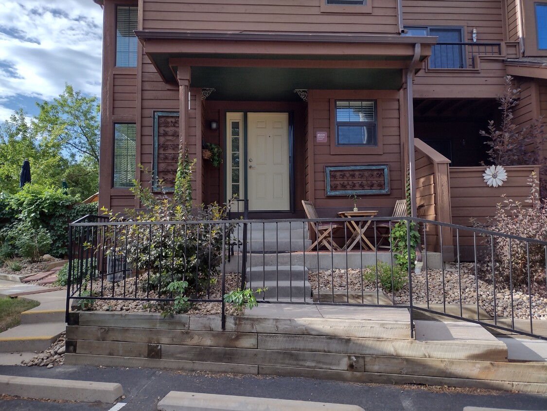 Exterior front of townhouse - 8045 Holland Ct