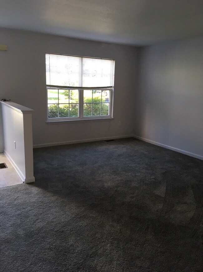 Entry & Living Room - 136 Bradford St