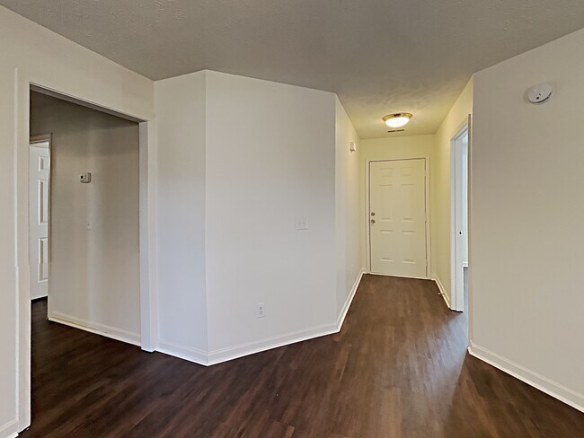 Building Photo - 6007 Boxer Place
