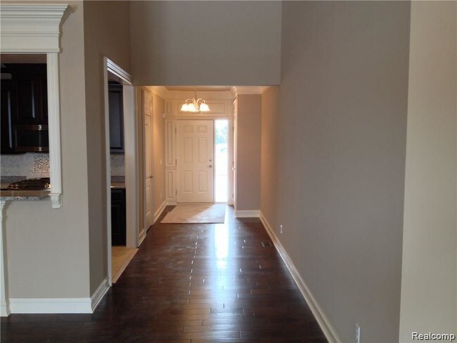 Foto del edificio - 4319 Bennett Park Cir