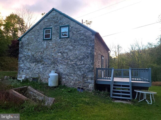 Building Photo - 125 Gehret Rd