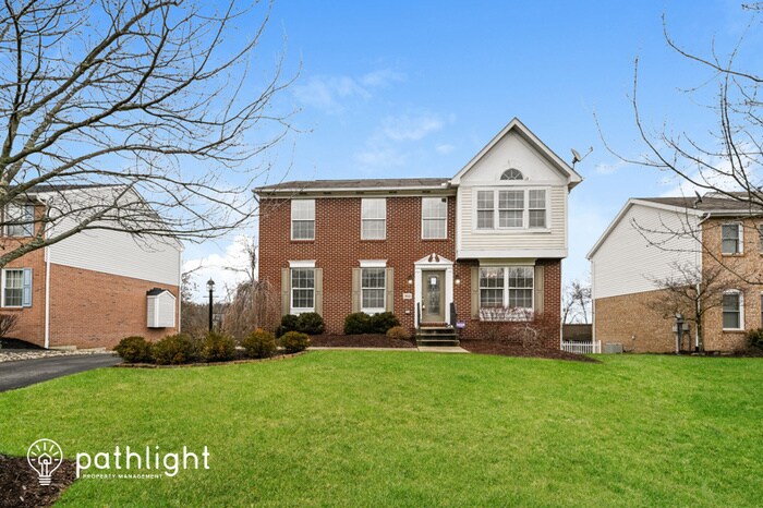 Foto principal - 392 Pine Ridge Drive, Venetia, PA, 15367