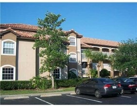 Building Photo - 14037 Fairway Island Dr