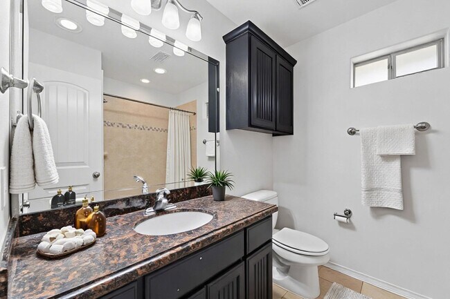Foto del edificio - Spacious & Cozy Gem Near UTRGV