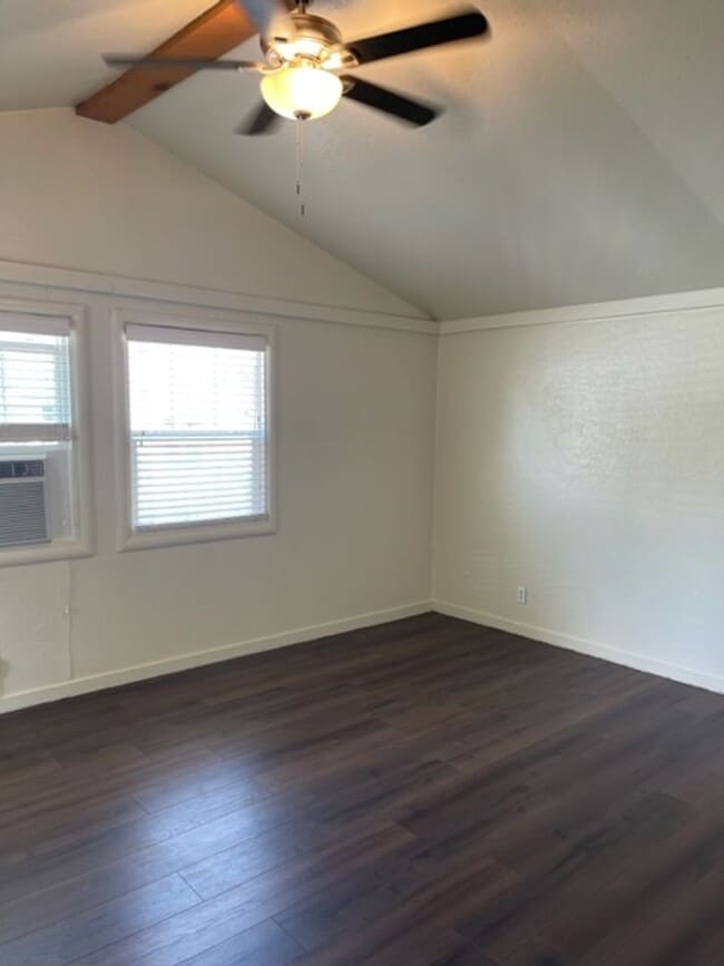 Foto del edificio - lake834