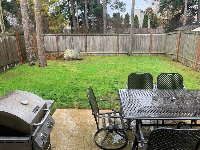 Foto del edificio - Modern and stylish 3 bedroom home in Lovely Neighborhood