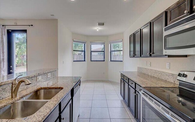 Foto del edificio - 15166 SW 119th St