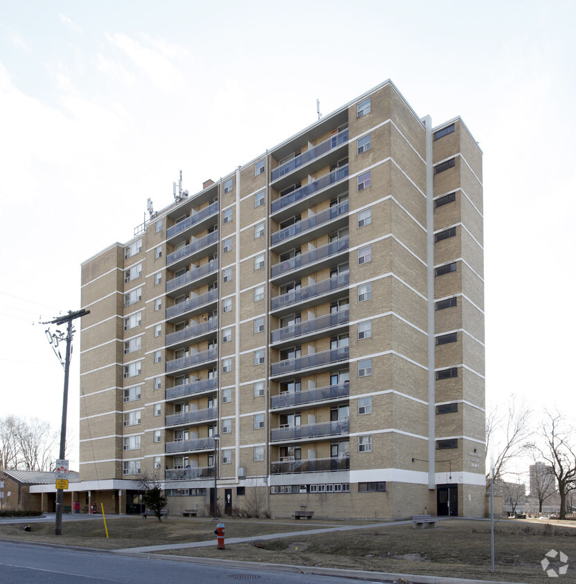 Building Photo - Downsview Acres