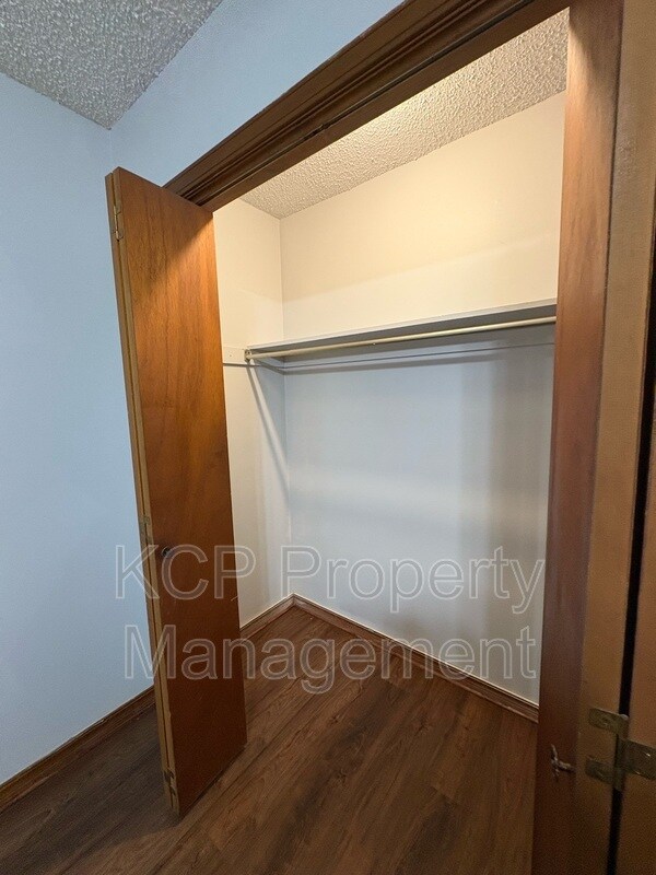 Foto del edificio - 1007 Cedar St