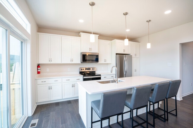 Foto del edificio - 551 Brandywine Dr