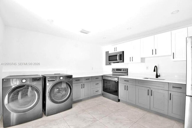 Foto del edificio - 1102 NW 103rd St