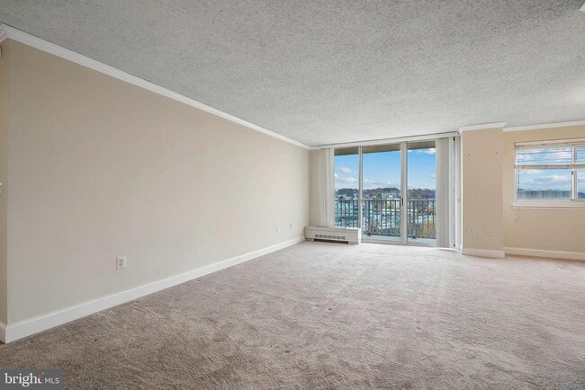 Foto del edificio - 1225 Martha Custis Dr