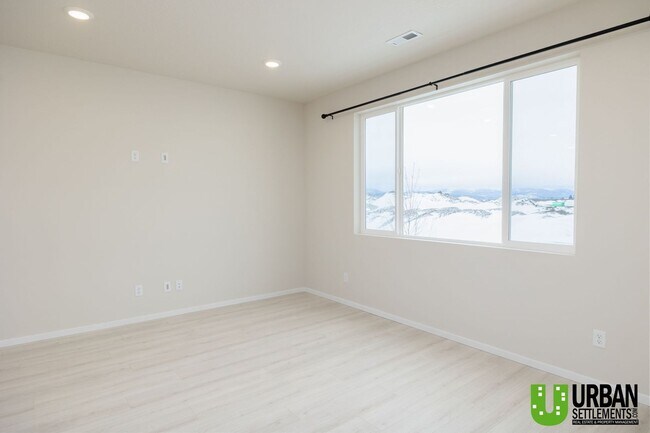 Building Photo - Brand new home in Liberty Lake, facing a park