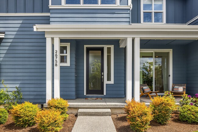 Building Photo - 26758 NE Walden Way