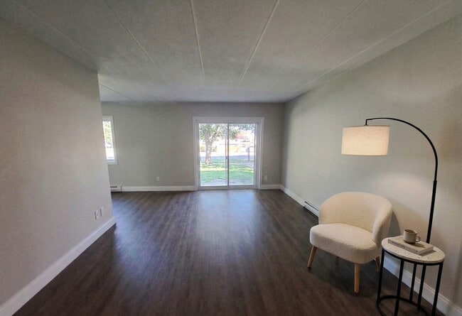 Building Photo - Cambridge Heights Apartments