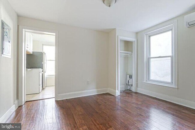 Foto del edificio - Beautiful studio in a great Manayunk location