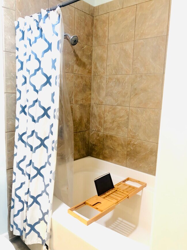 2310 Elliott Ave Unit 833, Nashville, TN 37204 Condo for Rent in