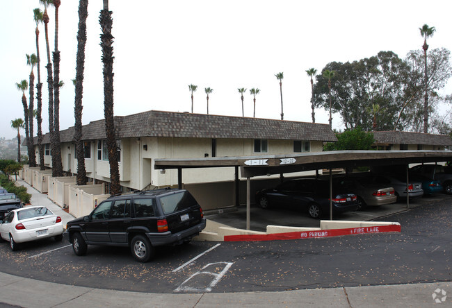 Building Photo - La Mesa Racquet & Swim Club