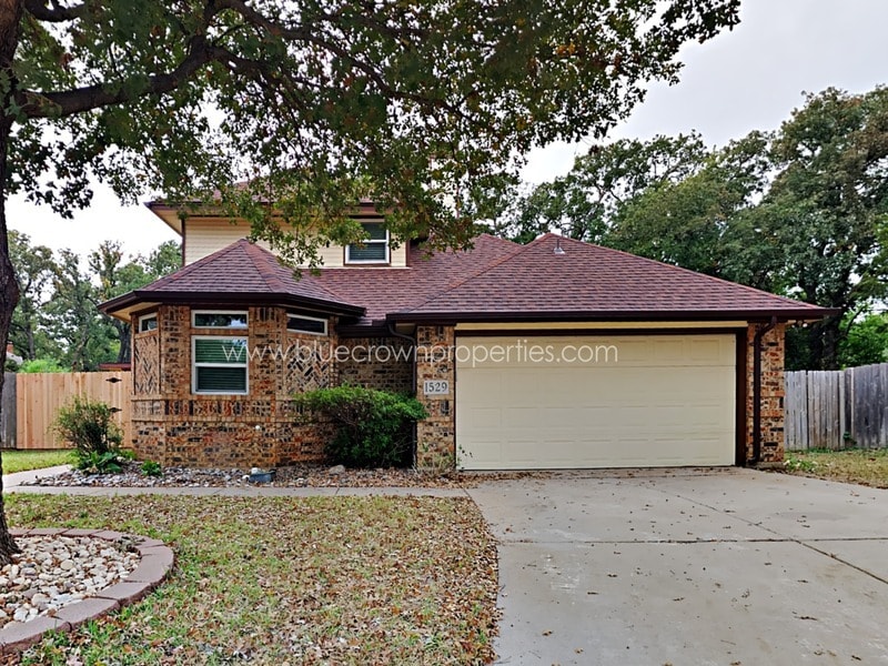 1529 Brookwood Dr, Grapevine, TX 76051 House Rental in Grapevine, TX