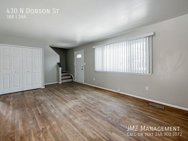 Building Photo - 430 N Dobson St