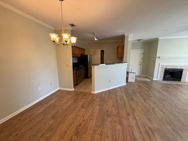 Building Photo - 2 Bedroom 1 Bath Condo at Concord West of the Ashley - Charleston