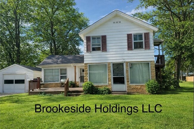 Building Photo - 169 N Union St