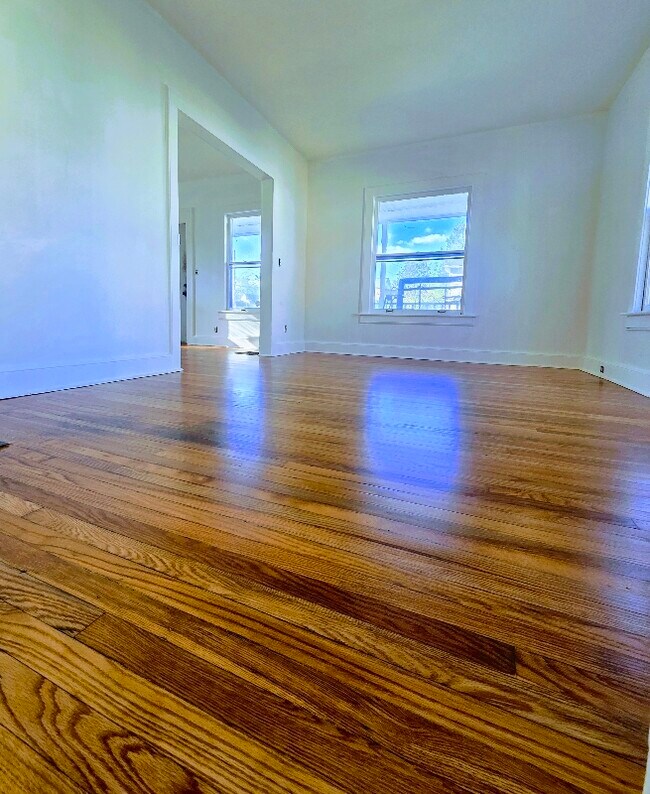 Foto del edificio - 4 Bromley Ave