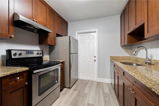 Foto del edificio - 4305 NE 21st Ave