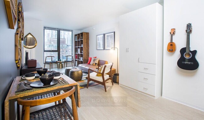 Foto del edificio - 731 N Wells St