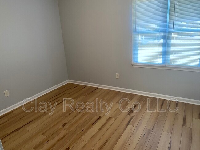 Building Photo - 4608 Brockton Dr