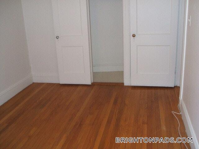Building Photo - 119 Sutherland Rd