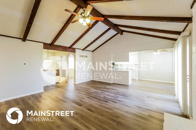 Building Photo - 4613 NW Wallingford Dr
