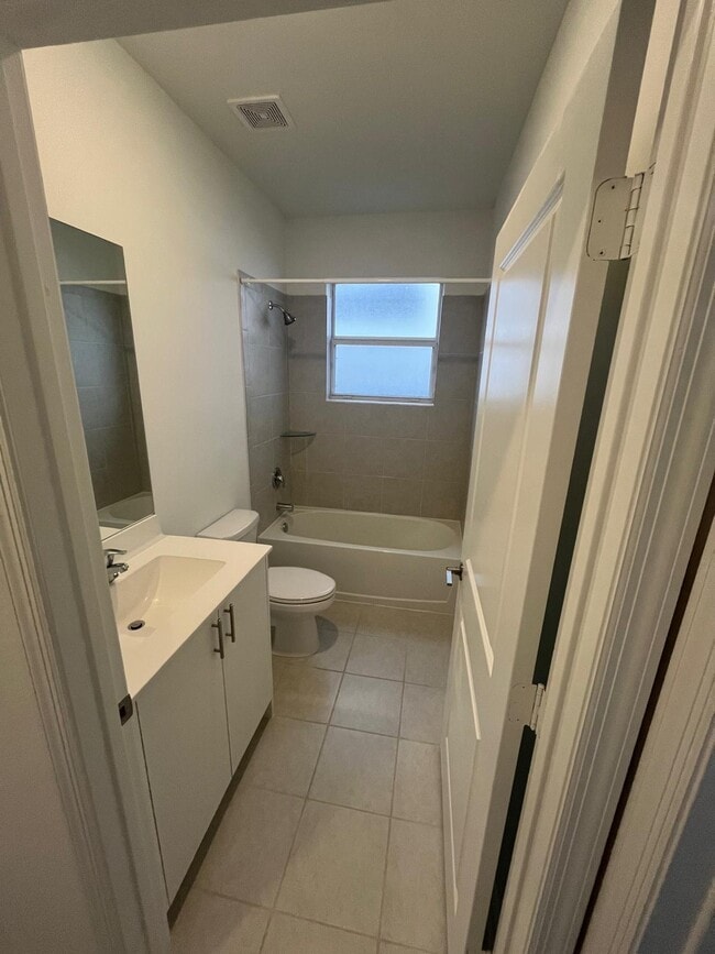 Foto del edificio - 28866 SW 163rd Ave