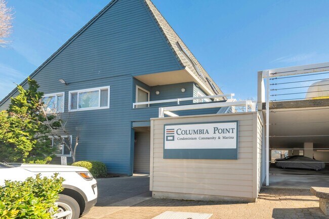 Building Photo - GORGEOUS CONDO ON HAYDEN ISLAND WITH COLUM...