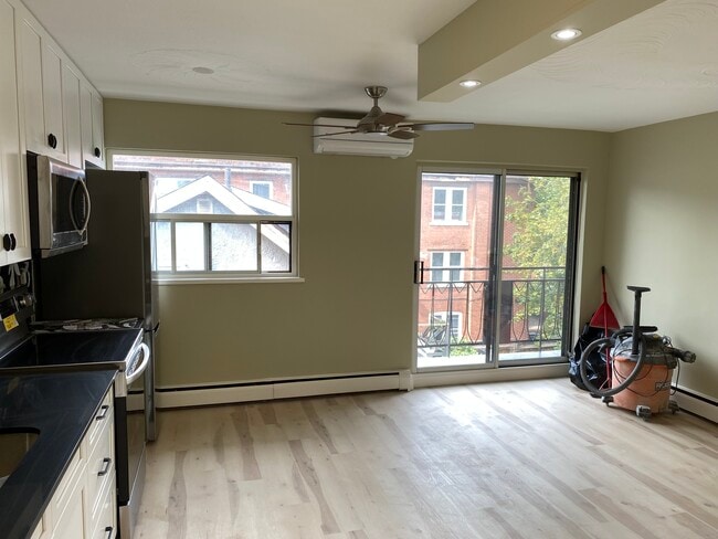 Building Photo - 50 Hilda Av