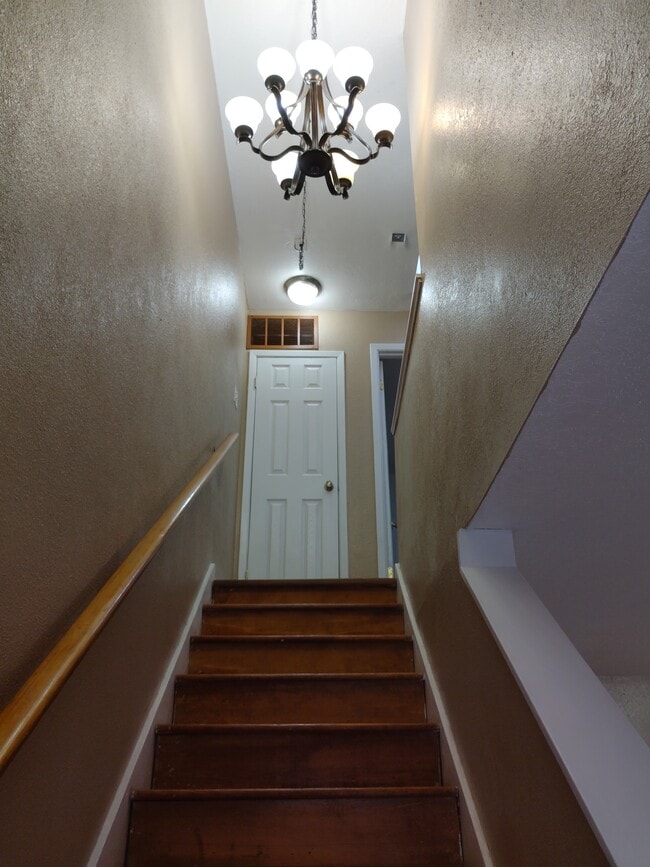 Foto del edificio - 12600 Copperwood Dr NE