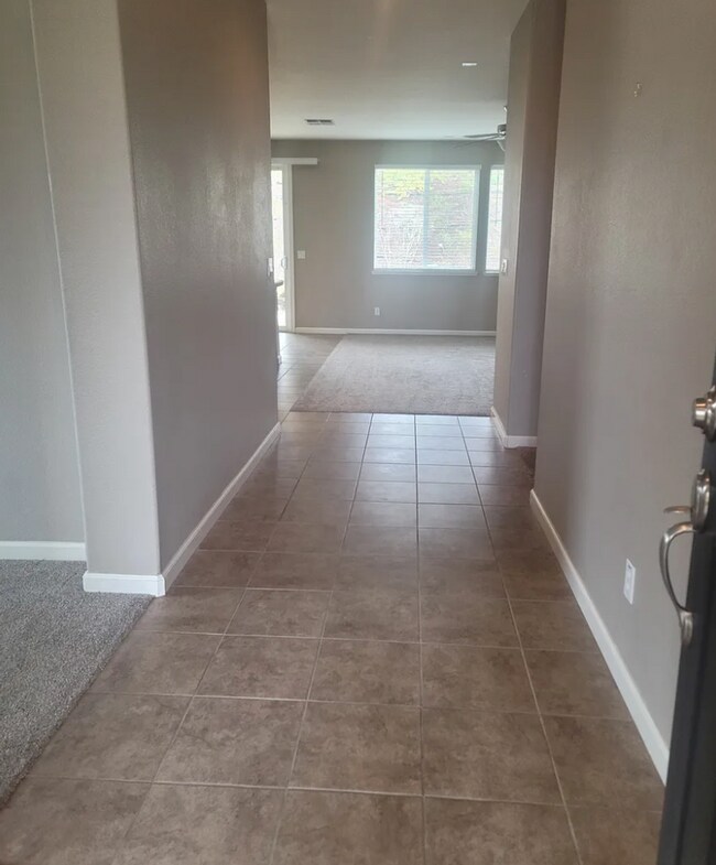 Building Photo - 11000 Caballo Cir