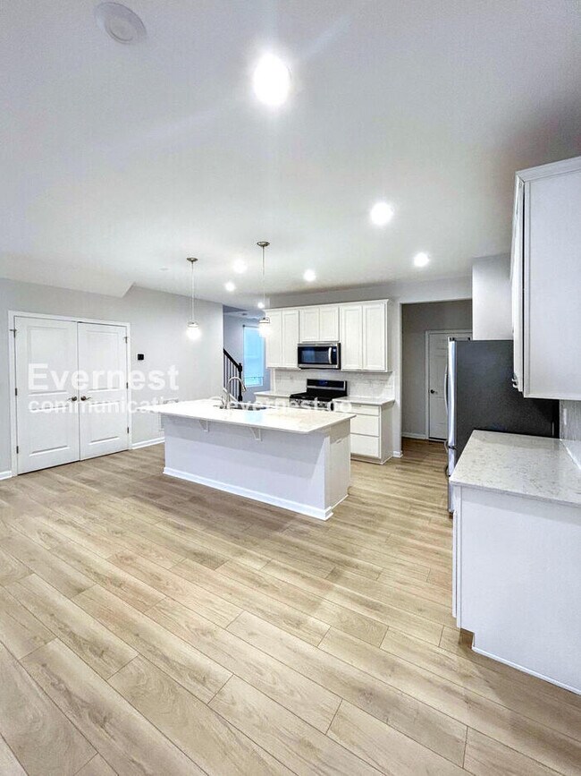 Foto del edificio - 830 S Greenway Dr