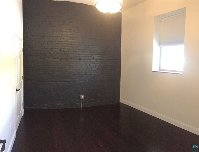 Building Photo - 419 Chapple Ave