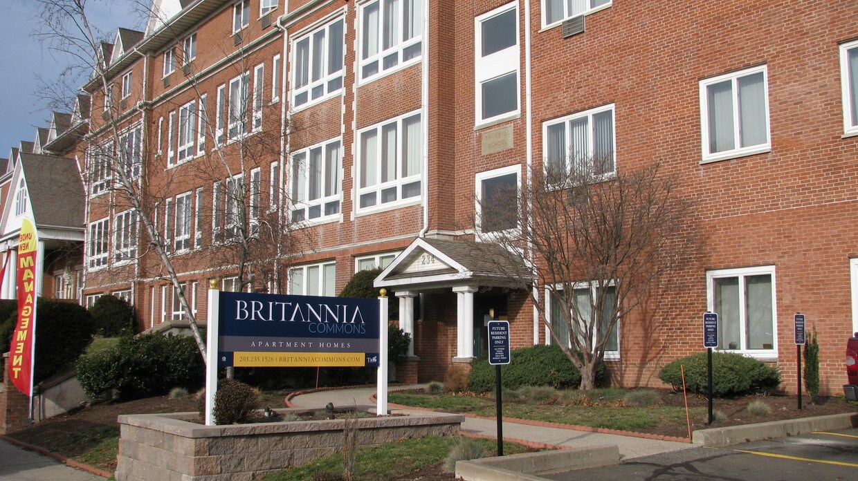 Britannia Commons Apartments Meriden, CT