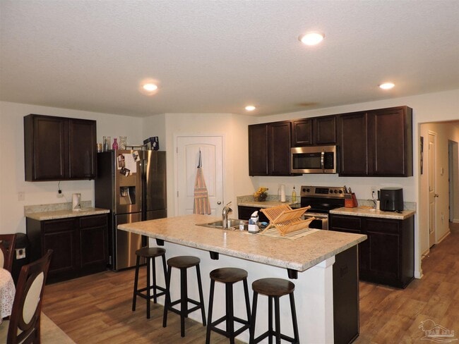 Building Photo - 6450 Churchill Cir