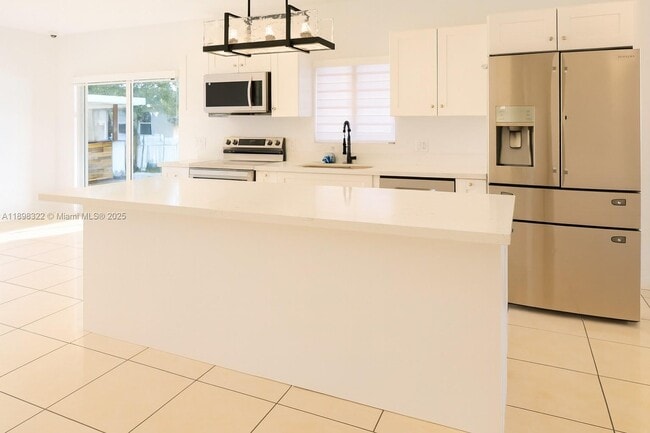 Foto del edificio - 2312 NW 82nd St
