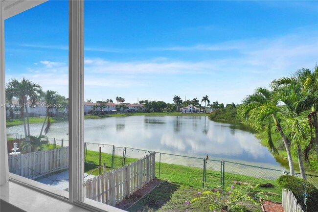 Foto del edificio - 14815 SW 9th Ln
