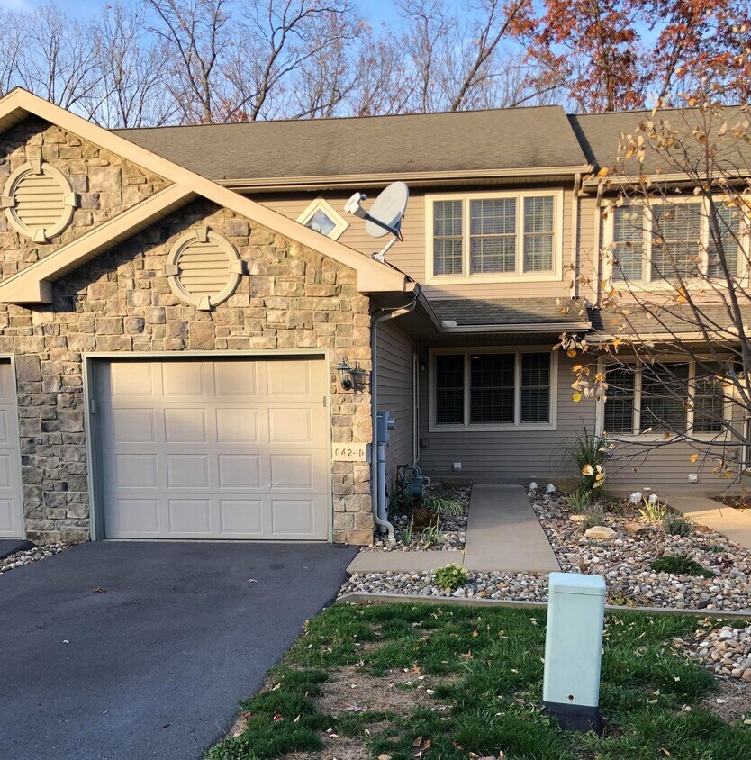 Foto principal - 642 Oakwood Ave