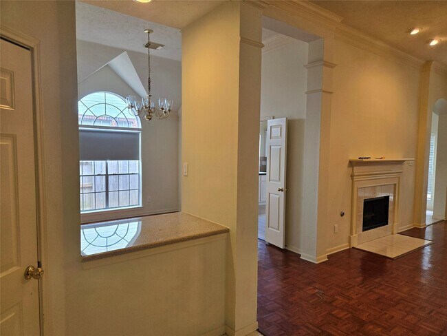 Foto del edificio - 4515 Oak Valley Dr