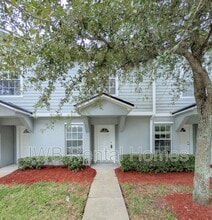 Building Photo - 8475 McGirts Village Ln